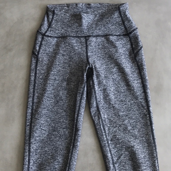 Lululemon leggings - Picture 3 of 4